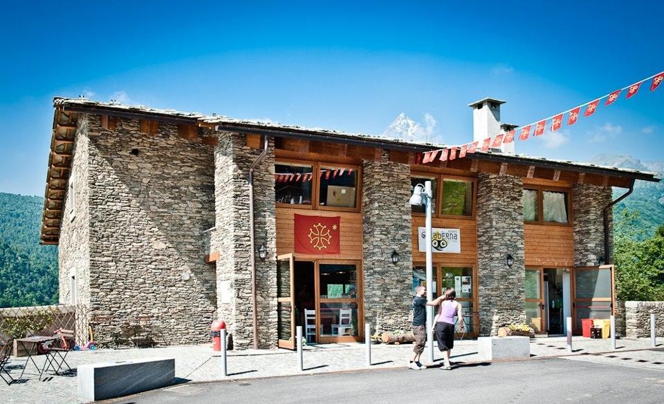 Rifugio Galaberna Hotel Ostana Ngoại thất bức ảnh